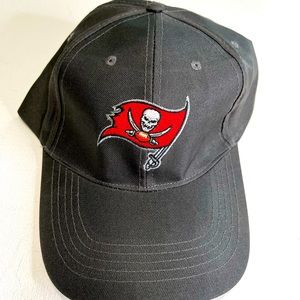 Tampa Bay Buccaneers Raymond James cap